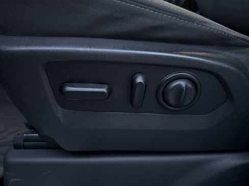 Used 2021 Chevrolet Silverado 1500 RST image 14