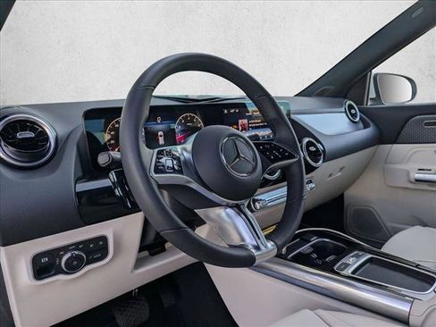 Certified 2026 Mercedes-Benz GLA 250 image 9