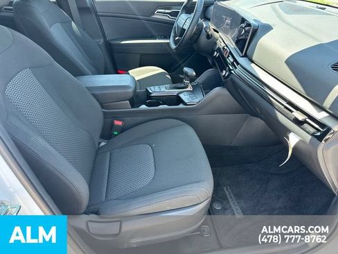 Used 2026 Kia Sportage LX FWD image 15