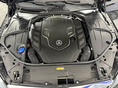 Used 2018 Mercedes-Benz S 560 4MATIC Sedan image 25
