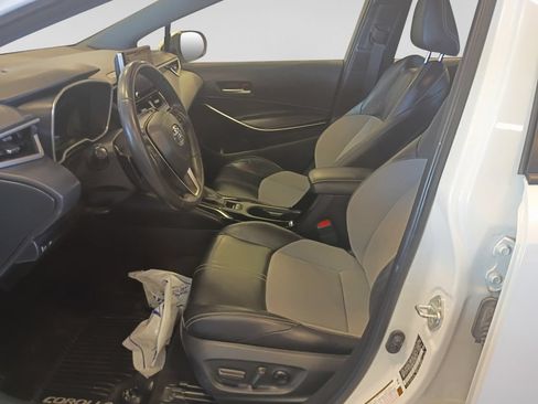 Used 2019 Toyota Corolla XSE FWD image 19