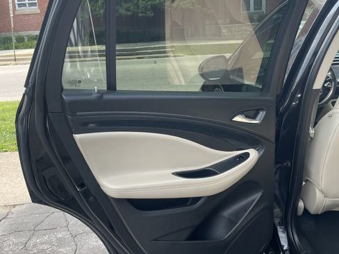 Used 2017 Buick Envision Preferred FWD image 8