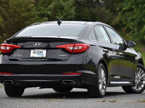 Used 2015 Hyundai Sonata Limited w/ Option Group 06 FWD image 5