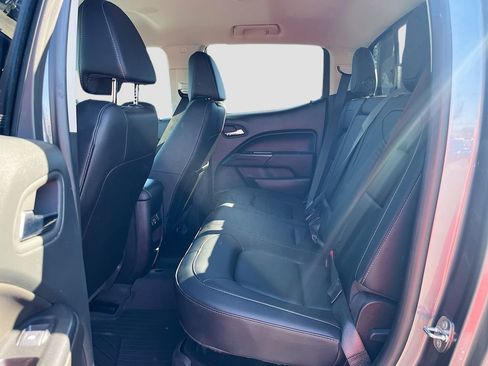 Used 2022 Chevrolet Colorado ZR2 w/ ZR2 Dusk Special Edition image 23