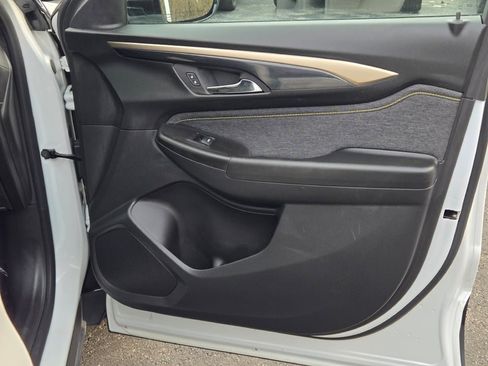 Certified 2024 Chevrolet TrailBlazer ACTIV w/ Driver Confidence Package image 5