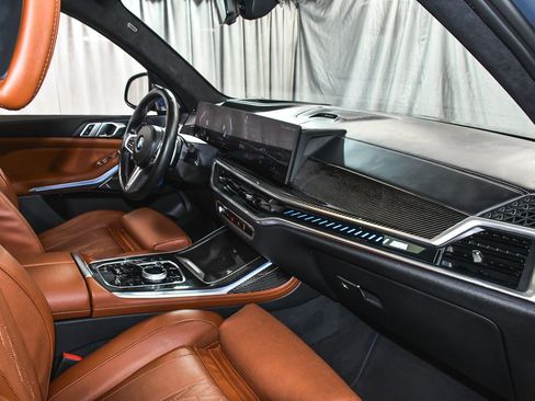 Used 2023 BMW X7 M60i w/ Executive Package AWD/4WD image 71