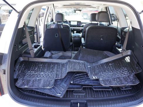 Certified 2024 Kia Telluride S w/ S Sunroof Package AWD/4WD image 18