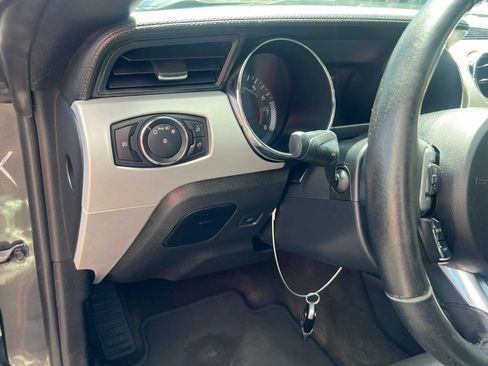 Used 2016 Ford Mustang Premium RWD image 13