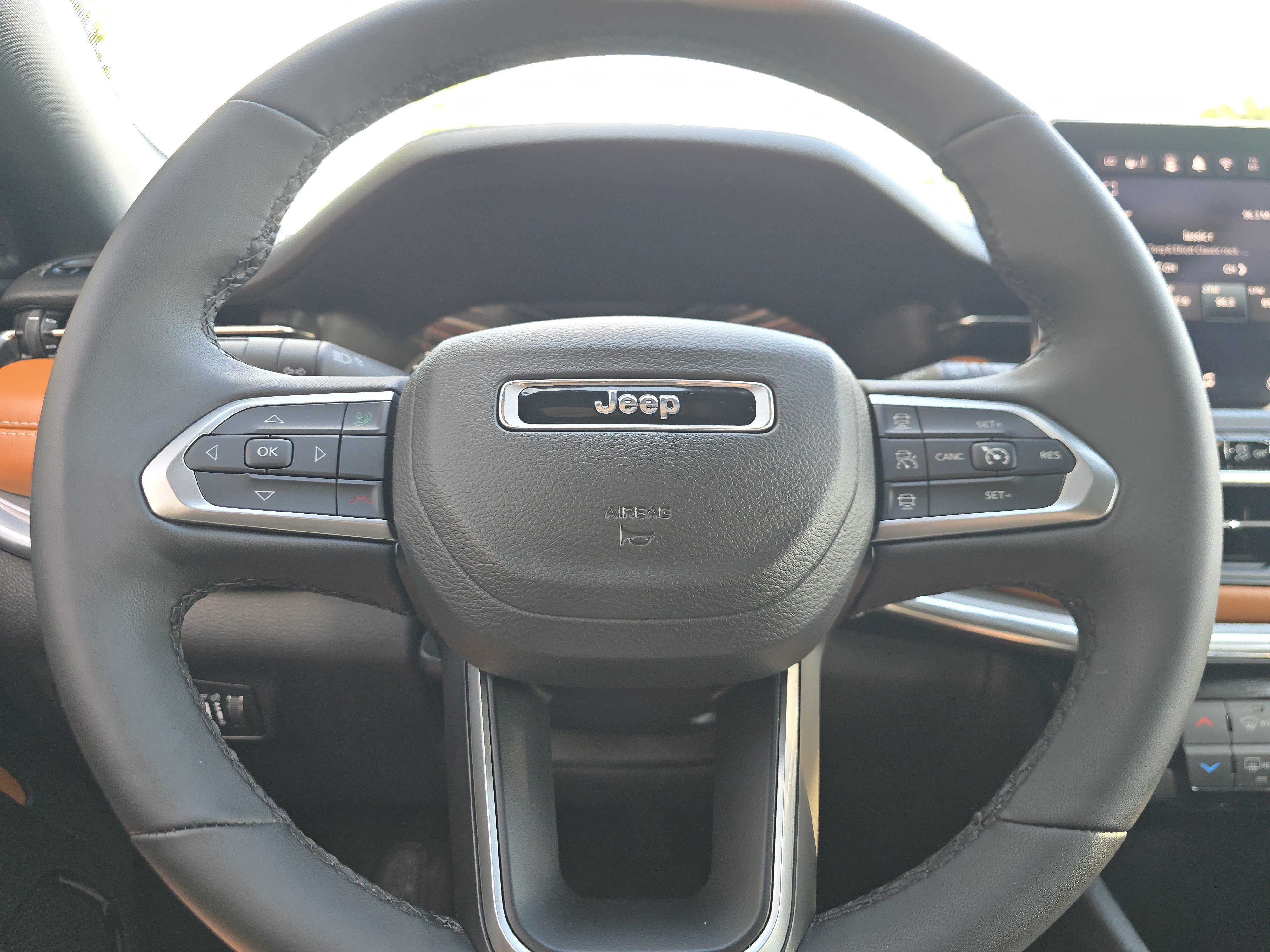Used 2024 Jeep Compass Limited AWD/4WD image 22