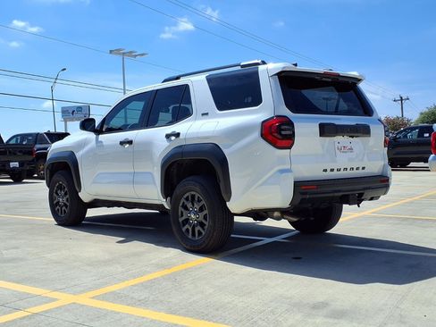 Certified 2026 Toyota 4Runner SR5 AWD/4WD image 7