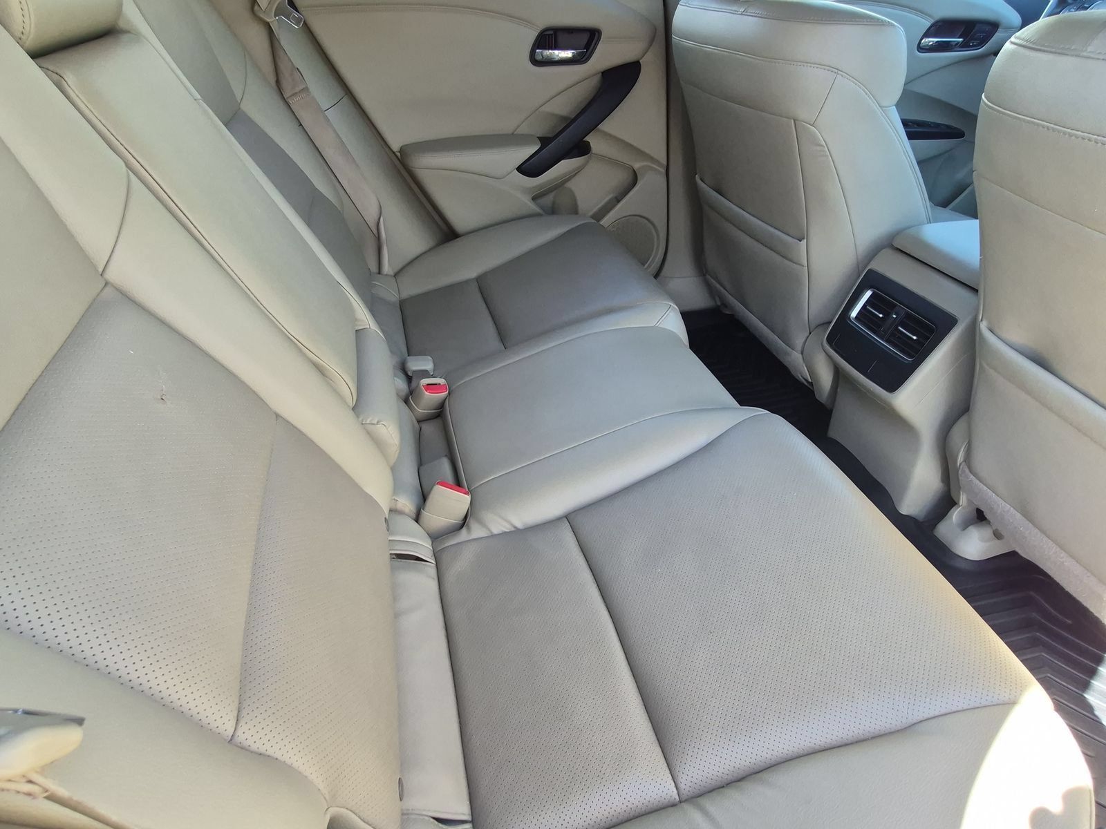 Used 2018 Acura RDX w/ Technology Package AWD/4WD image 19