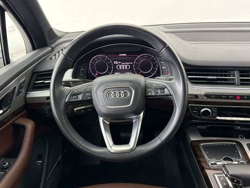 Used 2019 Audi Q7 2.0T Premium Plus AWD/4WD image 25