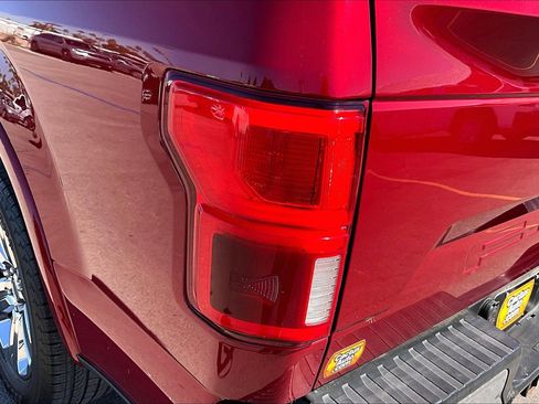 Used 2018 Ford F150 Lariat w/ Equipment Group 502A Luxury image 31