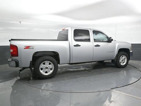 Used 2013 Chevrolet Silverado 1500 LT w/ All-Star Edition AWD/4WD image 2