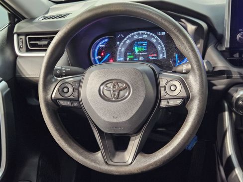 Used 2023 Toyota RAV4 LE AWD/4WD image 25