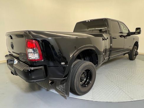 Used 2024 RAM 3500 Lone Star w/ Night Edition image 9