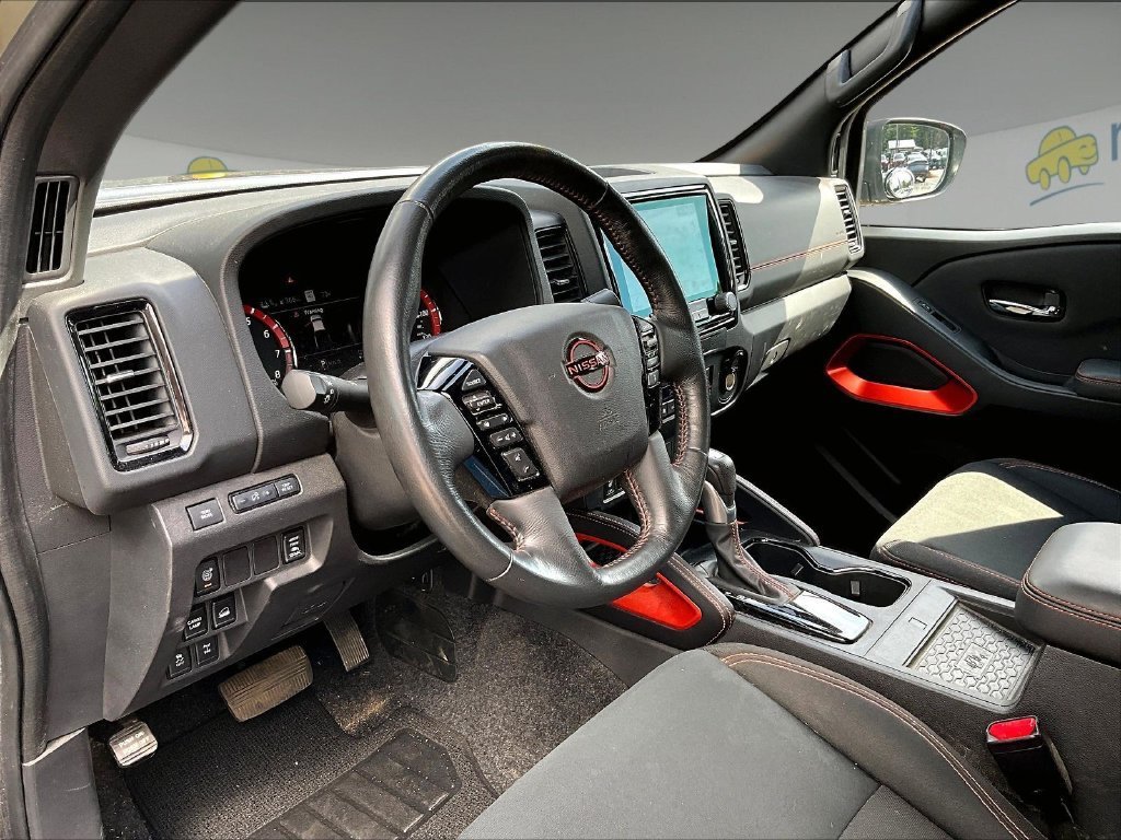 Used 2022 Nissan Frontier PRO-4X AWD/4WD image 13