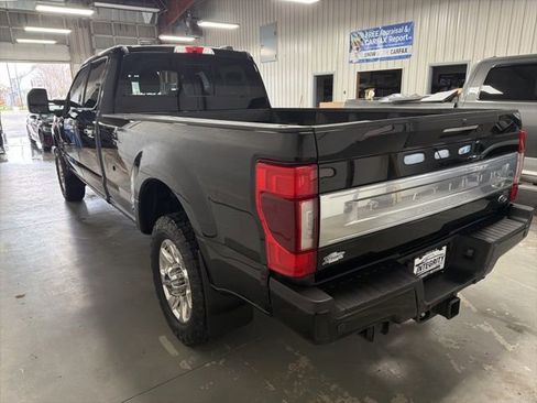 Used 2021 Ford F350 Platinum AWD/4WD image 6