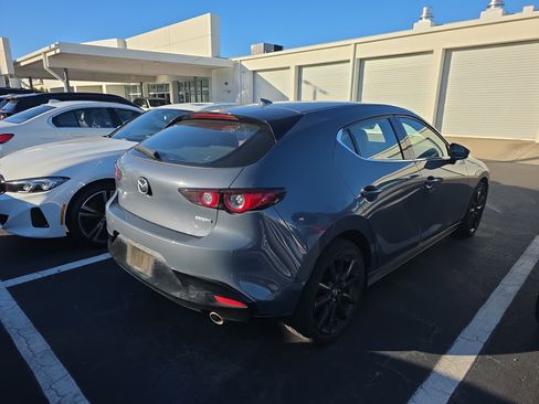 Used 2021 MAZDA MAZDA3 s image 3