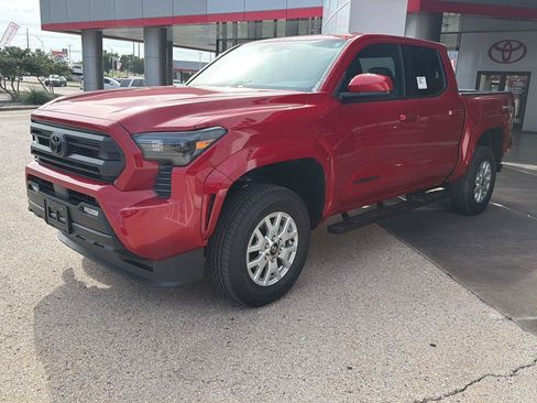 New 2026 Toyota Tacoma SR5 AWD/4WD image 3
