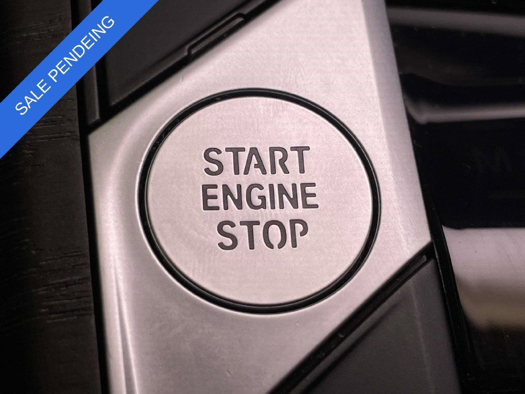 Used 2024 BMW 330i xDrive Sedan w/ Premium Package AWD/4WD image 37