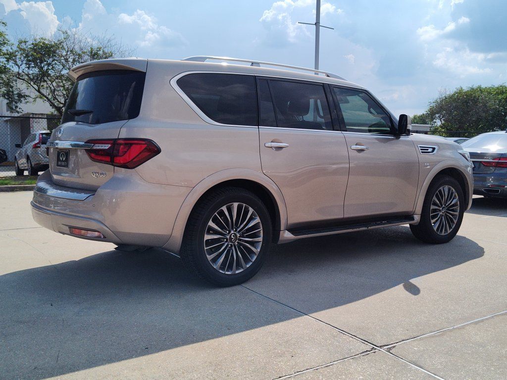 Used 2018 INFINITI QX80 2WD w/ Driver Assistance Package image 11