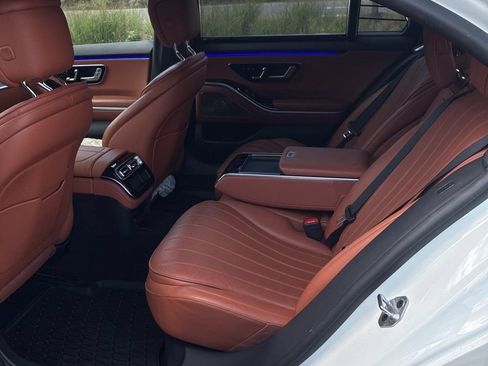 Used 2022 Mercedes-Benz S 500 4MATIC image 12