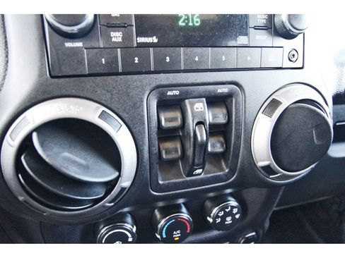 Used 2016 Jeep Wrangler Unlimited Sport w/ Quick Order Package 23S AWD/4WD image 24