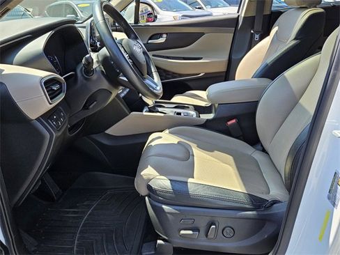 Used 2019 Hyundai Santa Fe SEL w/ Cargo Package image 6