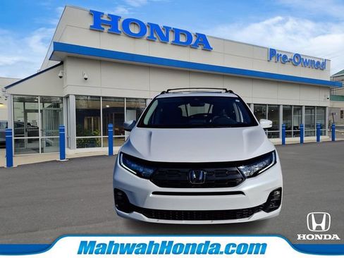 Used 2025 Honda Odyssey EX-L image 2