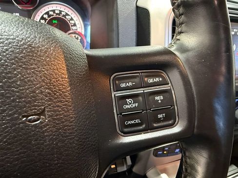 Used 2019 RAM 1500 Classic SLT w/ SLT Plus D←cor Group AWD/4WD image 24