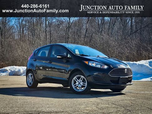 Used 2017 Ford Fiesta SE w/ Cold Weather Package image 1