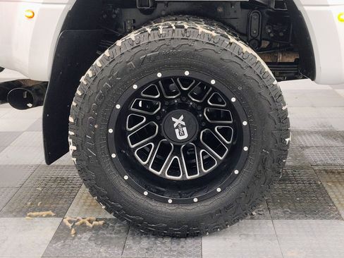 Used 2017 Ford F350 Lariat w/ Lariat Value Package image 17