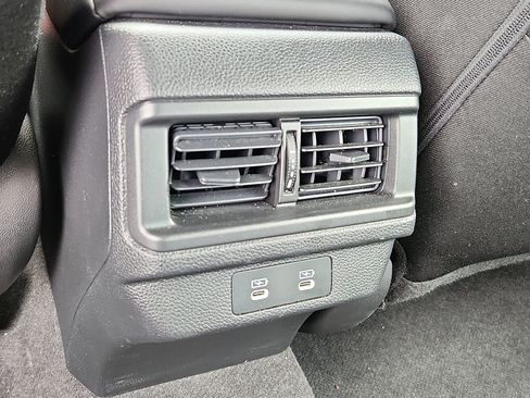 Used 2025 Honda Accord LX image 12