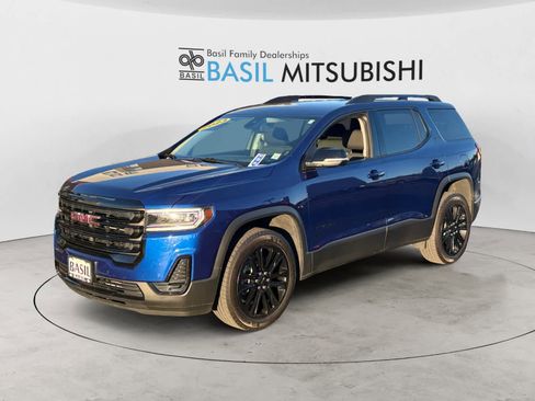 Used 2023 GMC Acadia SLE w/ Driver Convenience Package image 7