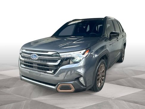 Used 2025 Subaru Forester Sport AWD/4WD image 4