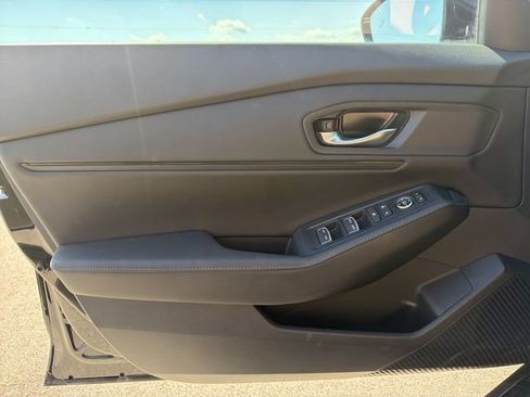 Used 2025 Honda Accord Sport image 34