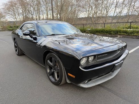 Used 2013 Dodge Challenger R/T Plus image 48