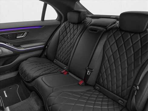 New 2026 Mercedes-Benz S 580e 4MATIC Sedan image 9