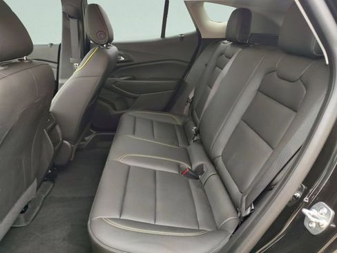 Used 2025 Chevrolet Trax ACTIV w/ Sunroof Package FWD image 29