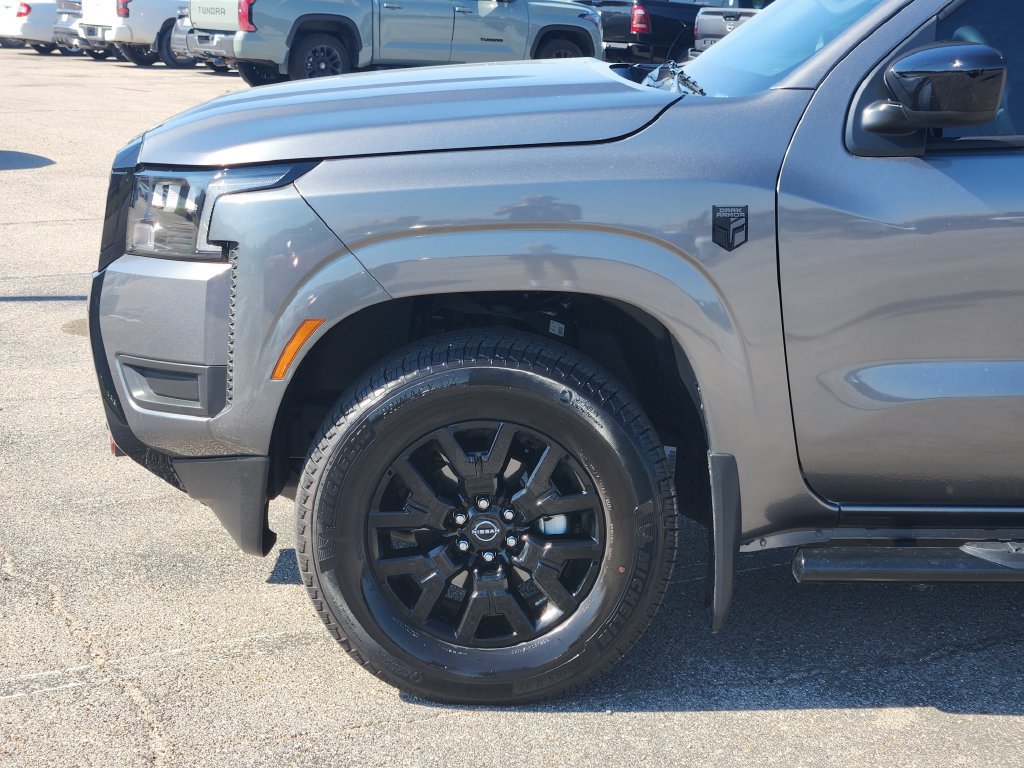 Used 2026 Nissan Frontier SV w/ All-Weather Content Package RWD image 6