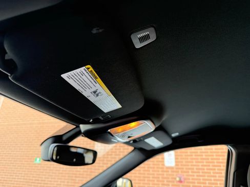 Used 2017 Jeep Grand Cherokee Laredo w/ Quick Order Package 23E image 19