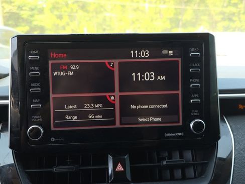 Used 2021 Toyota Corolla LE FWD image 18