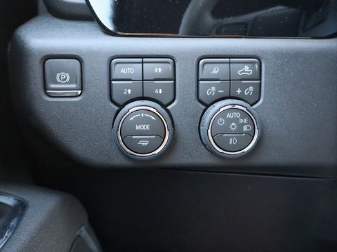 New 2026 Chevrolet Silverado 2500 LT w/ Trail Boss Package image 10