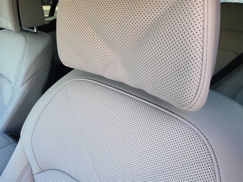 New 2026 BMW X6 xDrive40i image 19