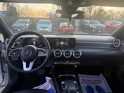 Used 2019 Mercedes-Benz A 220 image 10