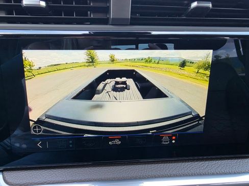 Used 2024 GMC Sierra 3500 Denali w/ Denali Reserve Package AWD/4WD image 24