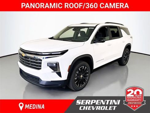 New 2026 Chevrolet Traverse LT w/ Sun and Wheel Package AWD/4WD image 1