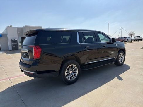 Used 2021 GMC Yukon XL Denali image 17