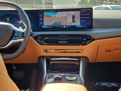 Used 2025 BMW 330i Sedan RWD image 16